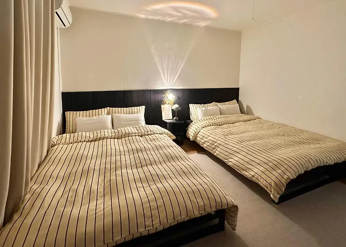 Stay101 Guest house